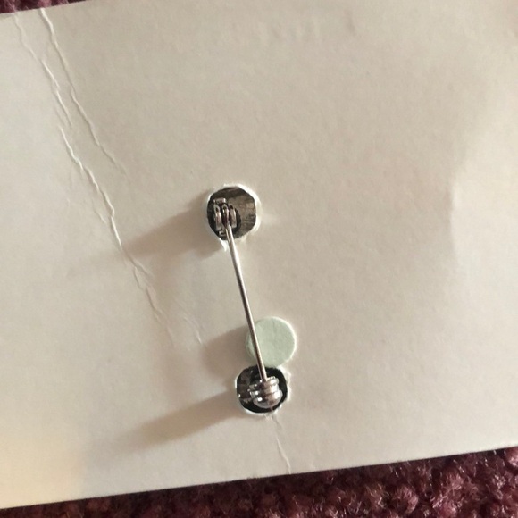 Liz Claiborne brooch - Picture 2 of 3